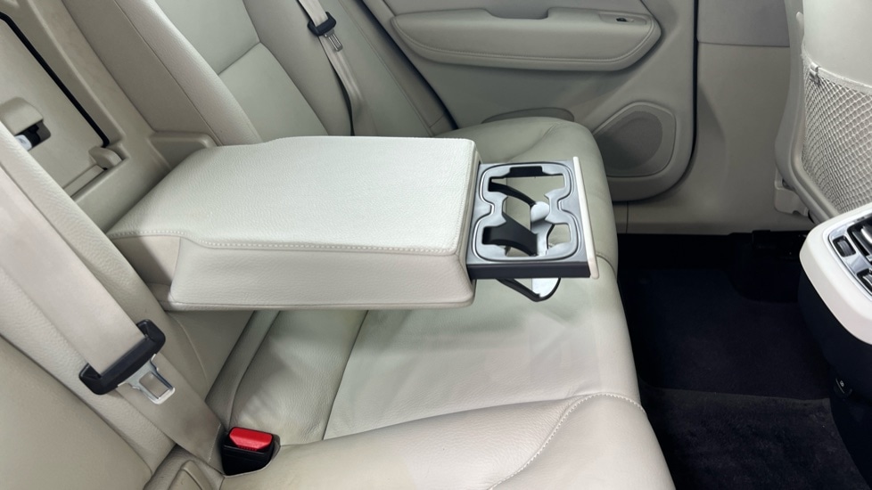 Used Volvo XC60 2023 for sale - 77178108: Photo 32