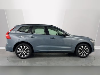 Used Volvo XC60 2023 for sale - 77178108: Photo