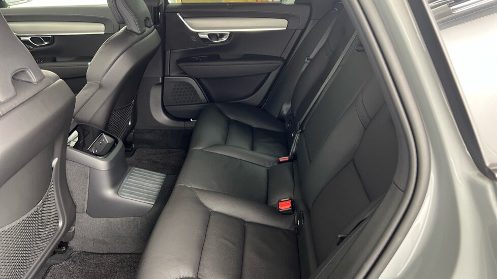 Used Volvo V90 2025 for sale - 76568089: Photo 31