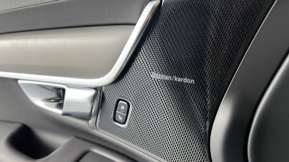 Used Volvo V90 2025 for sale - 76568089: Photo 45