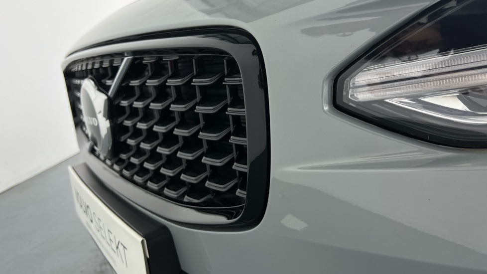 Used Volvo V90 2025 for sale - 76568089: Photo 48