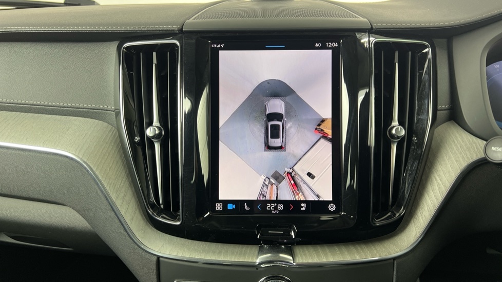 Used Volvo XC60 2025 for sale - 77210178: Photo 17