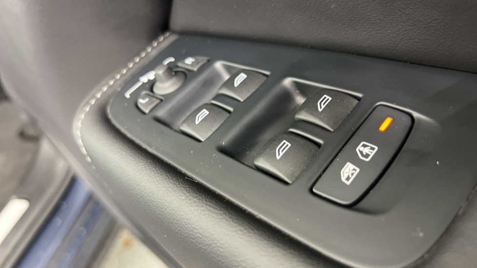 Used Volvo XC60 2025 for sale - 77210178: Photo 22