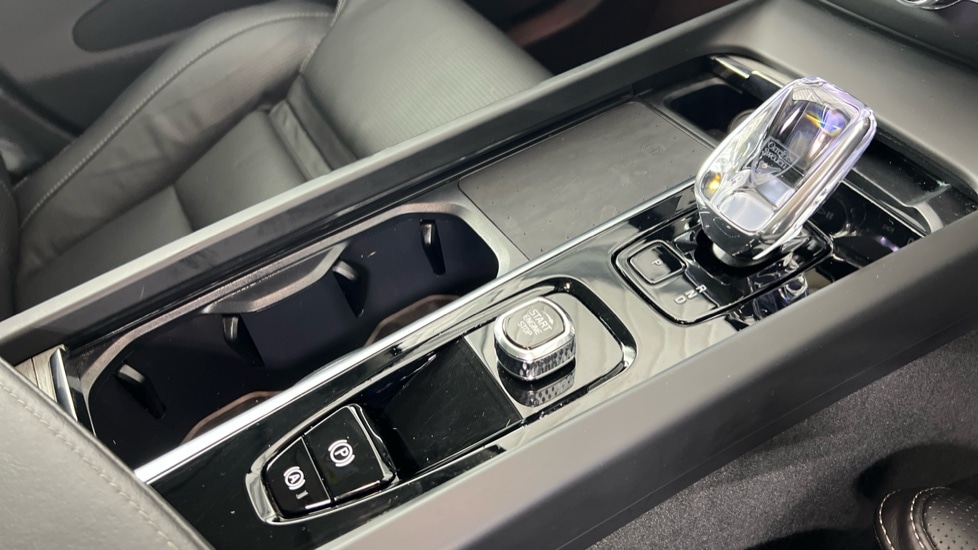 Used Volvo XC60 2025 for sale - 77210178: Photo 23