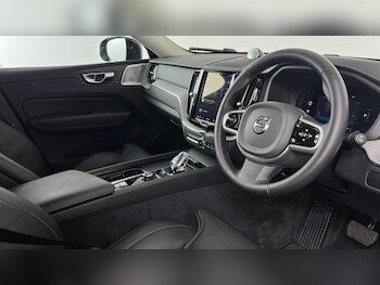 Used Volvo XC60 2025 for sale - 77210178: Photo