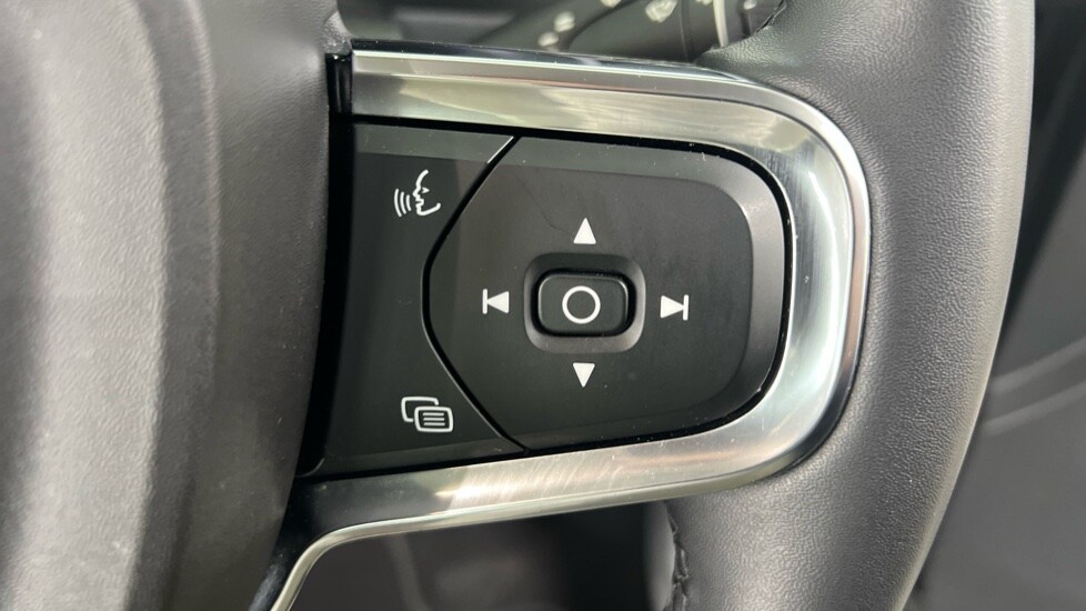 Used Volvo XC40 2022 for sale - 77911248: Photo 22