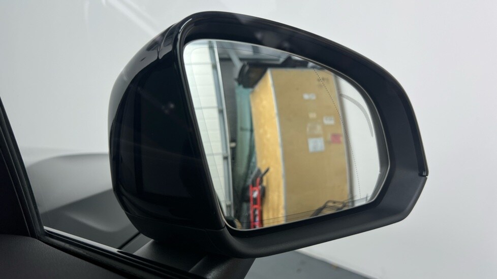 Used Volvo XC40 2022 for sale - 77911248: Photo 32