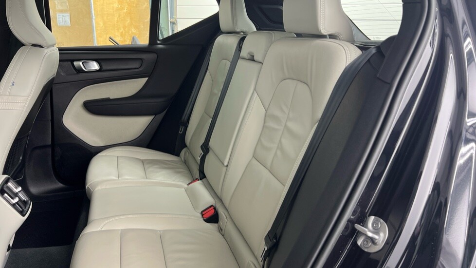 Used Volvo XC40 2022 for sale - 77911248: Photo 33