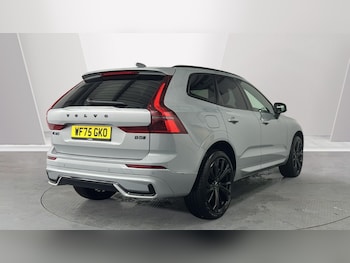Used Volvo XC60 2025 for sale - 77762770: Photo