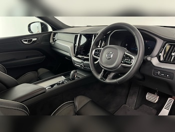 Used Volvo XC60 2022 for sale - 76229160: Photo