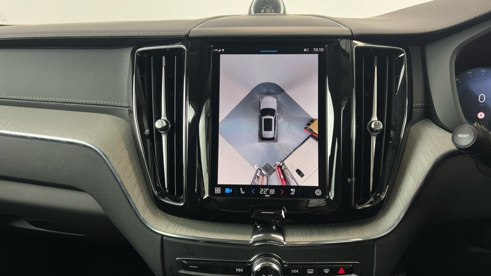 Used Volvo XC60 2025 for sale - 76623545: Photo 17