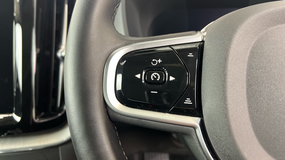 Used Volvo XC60 2025 for sale - 76623545: Photo 19