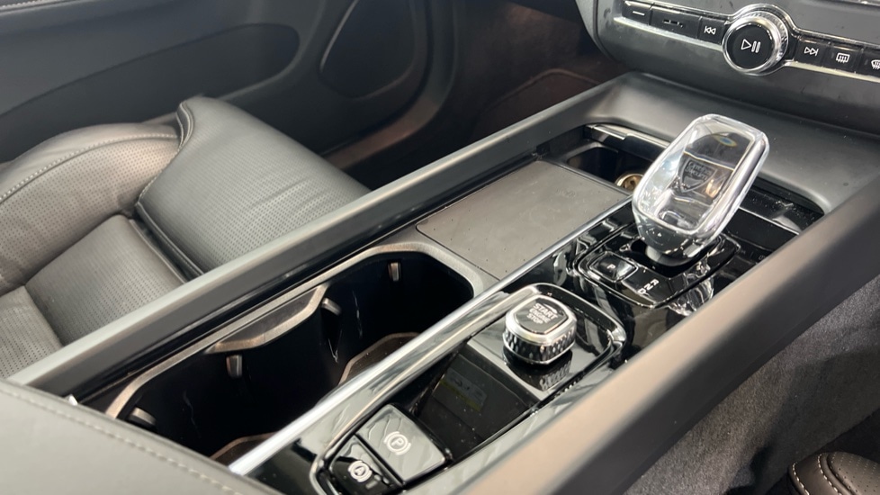 Used Volvo XC60 2025 for sale - 76623545: Photo 23