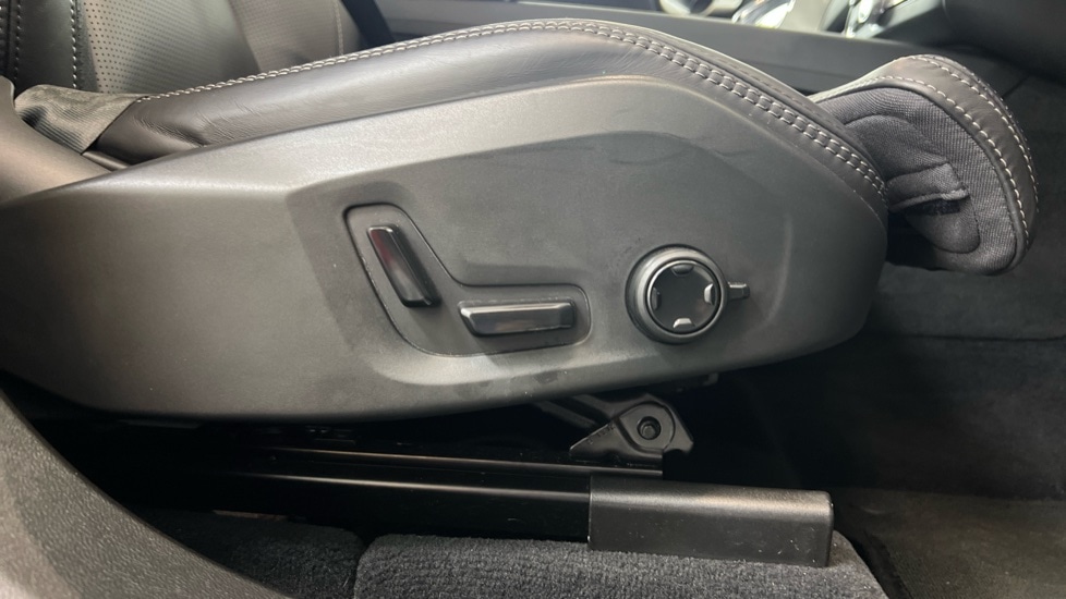 Used Volvo XC60 2025 for sale - 76623545: Photo 27