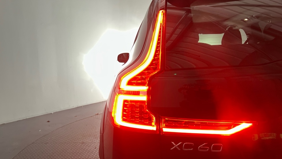Used Volvo XC60 2025 for sale - 76623545: Photo 37