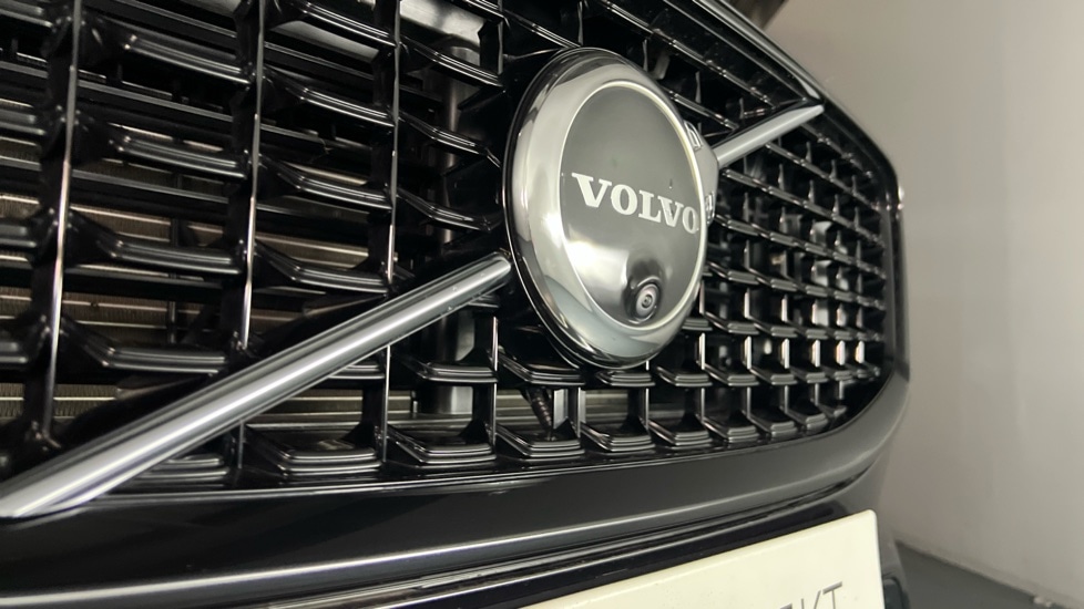 Used Volvo XC60 2025 for sale - 76623545: Photo 41