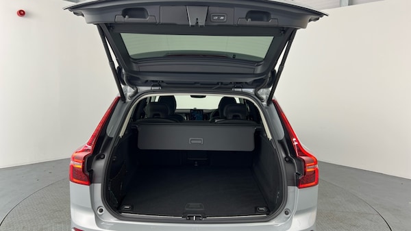 Used Volvo XC60 2025 for sale - 75565613: Photo 13