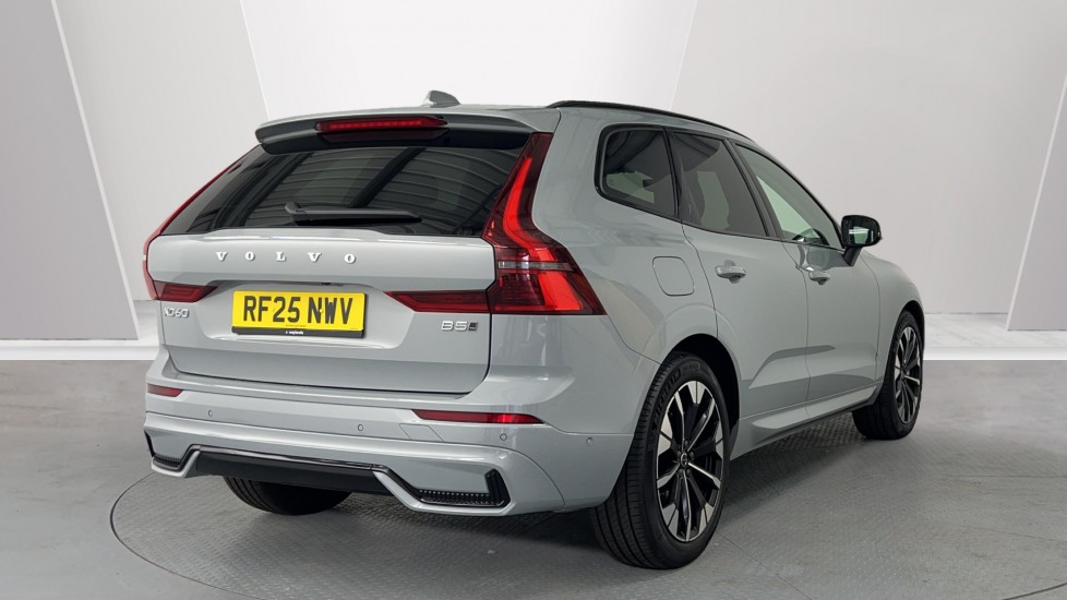 Used Volvo XC60 2025 for sale - 75565613: Photo 2