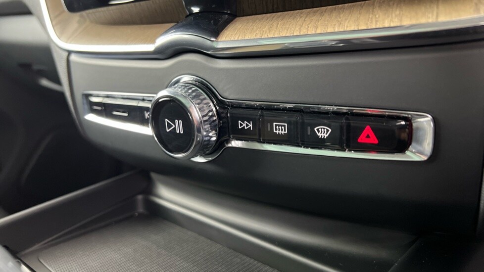 Used Volvo XC60 2025 for sale - 75565613: Photo 51