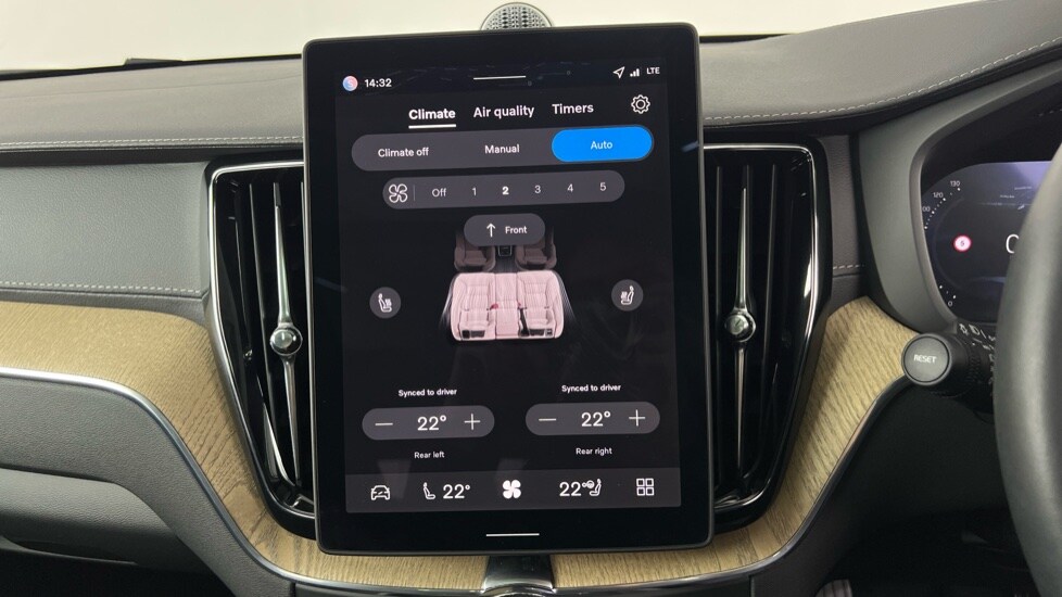 Used Volvo XC60 2025 for sale - 75565613: Photo 56