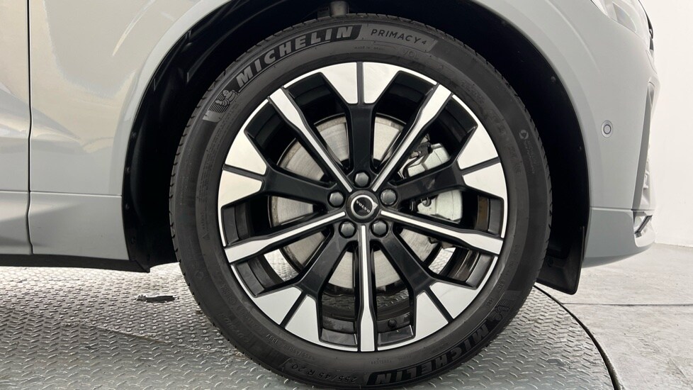 Used Volvo XC60 2025 for sale - 75565613: Photo 9