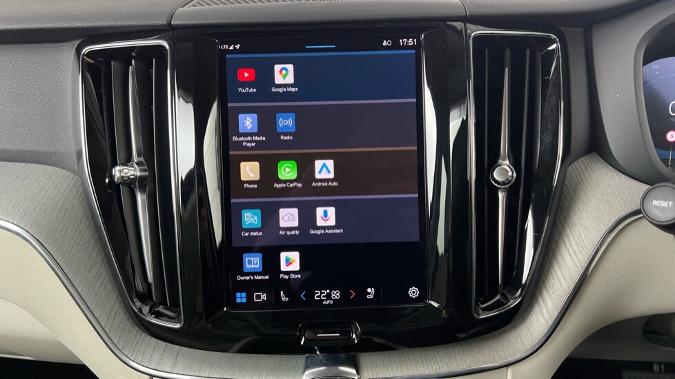 Used Volvo XC60 2025 for sale - 76344115: Photo 12