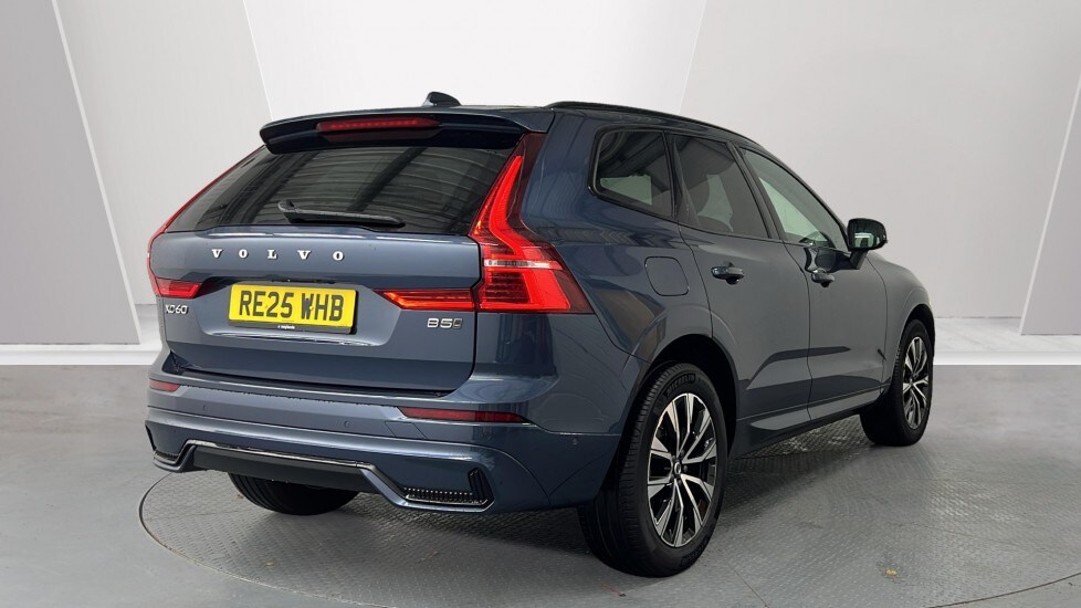 Used Volvo XC60 2025 for sale - 76344115: Photo 2