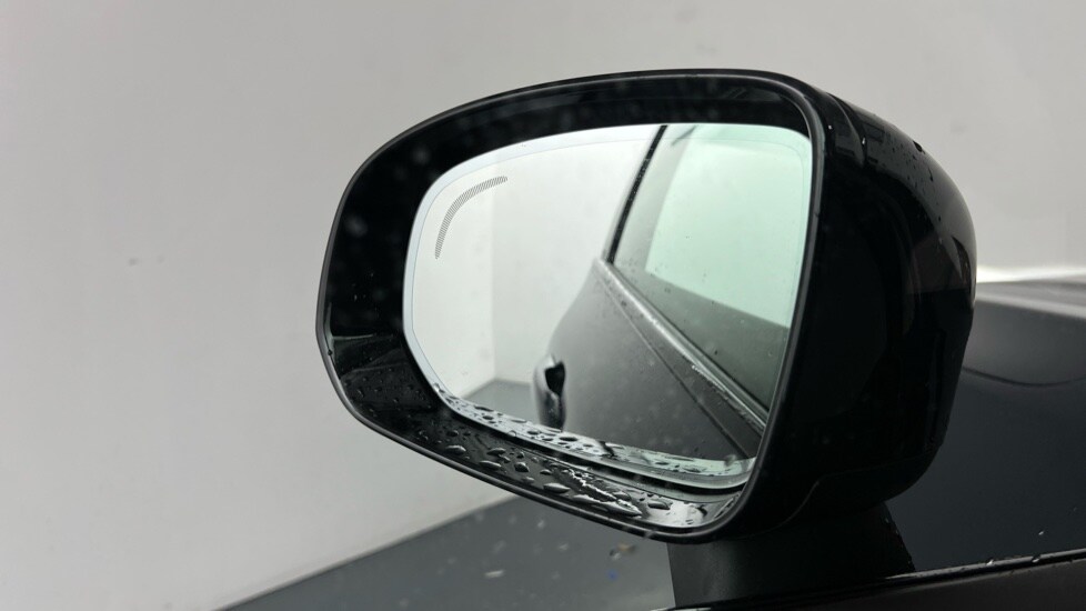 Used Volvo XC60 2025 for sale - 76344115: Photo 29