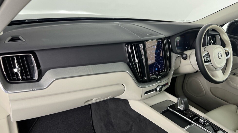 Used Volvo XC60 2025 for sale - 76344115: Photo 38