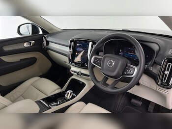 Used Volvo XC40 2022 for sale - 76361894: Photo