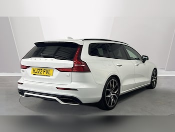Used Volvo V60 2022 for sale - 78892527: Photo