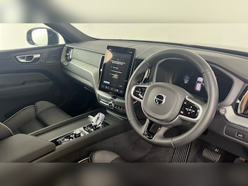 Used Volvo XC60 2025 for sale - 79405461: Photo