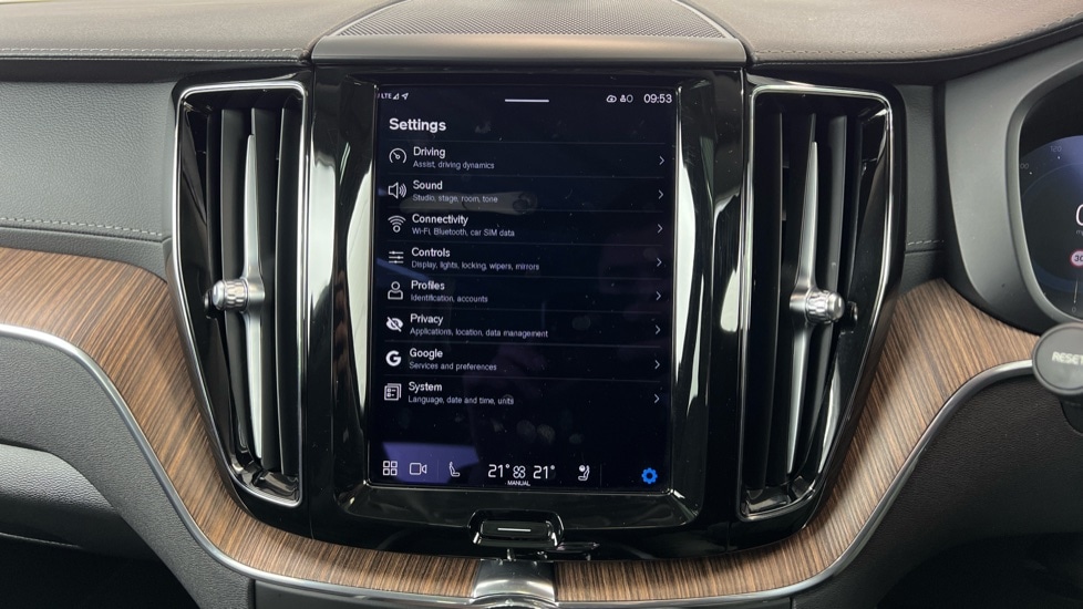 Used Volvo XC60 2022 for sale - 77373014: Photo 16