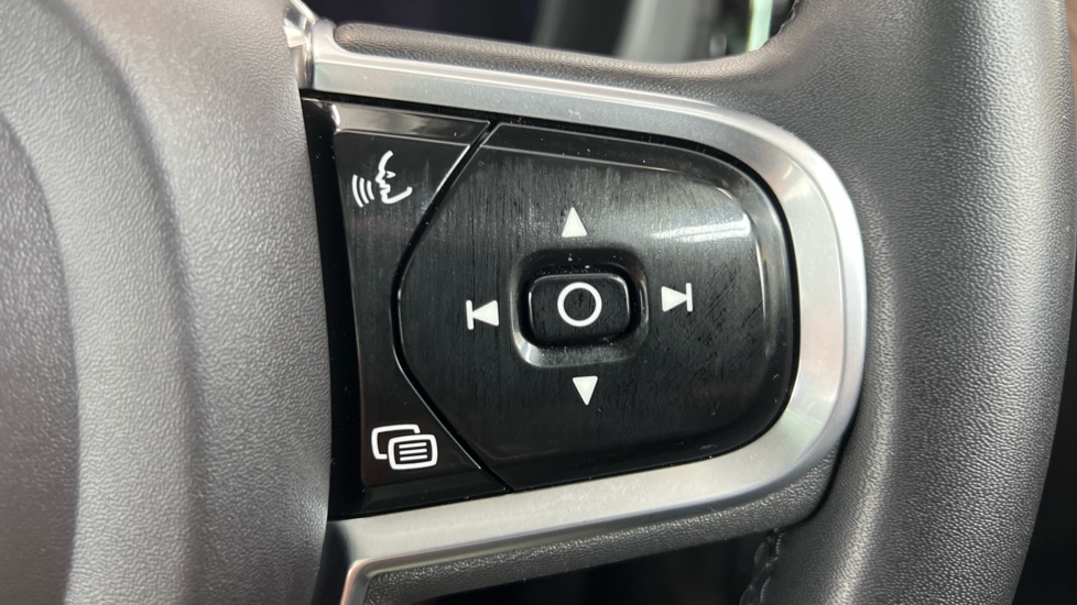 Used Volvo XC60 2022 for sale - 77373014: Photo 21