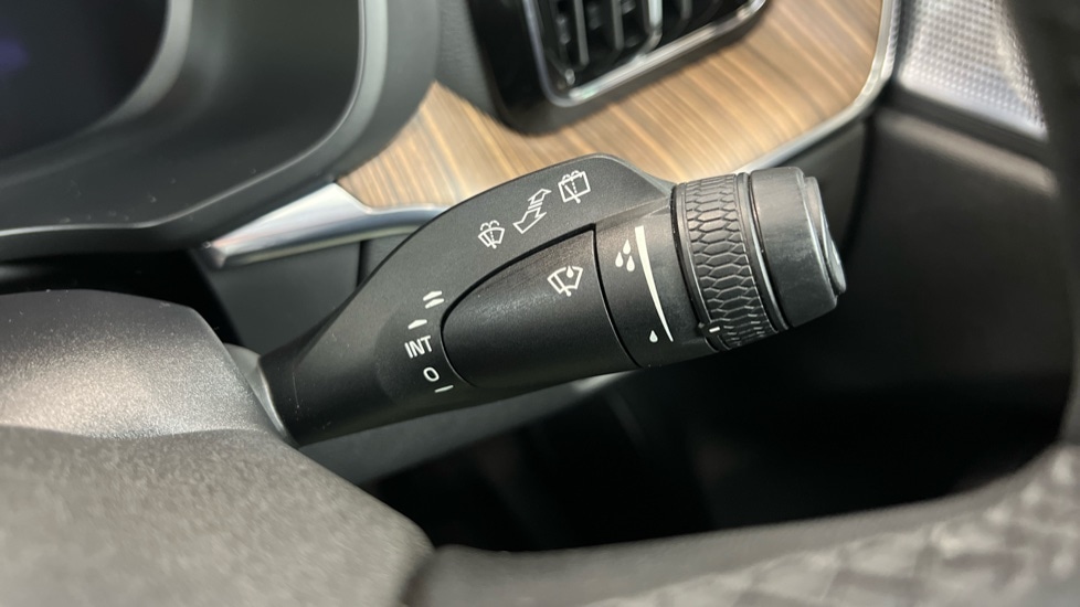 Used Volvo XC60 2022 for sale - 77373014: Photo 22