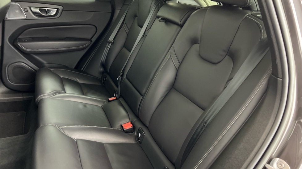 Used Volvo XC60 2022 for sale - 77373014: Photo 32