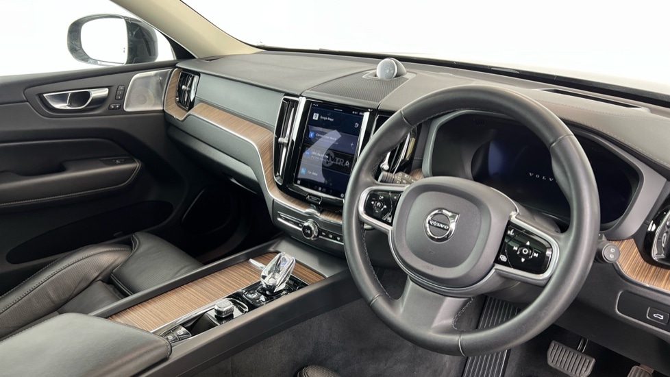 Used Volvo XC60 2022 for sale - 77373014: Photo 4