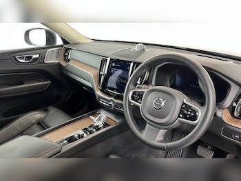 Used Volvo XC60 2022 for sale - 77373014: Photo
