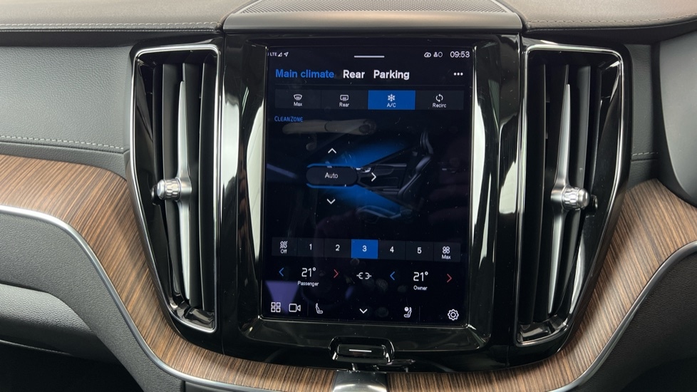 Used Volvo XC60 2022 for sale - 77373014: Photo 53