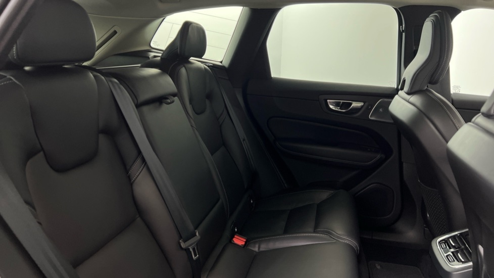 Used Volvo XC60 2022 for sale - 77373014: Photo 6
