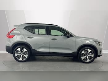 Used Volvo XC40 2026 for sale - 79431506: Photo