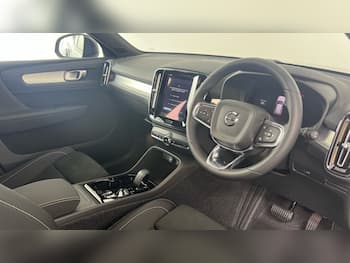 Used Volvo XC40 2026 for sale - 79431506: Photo