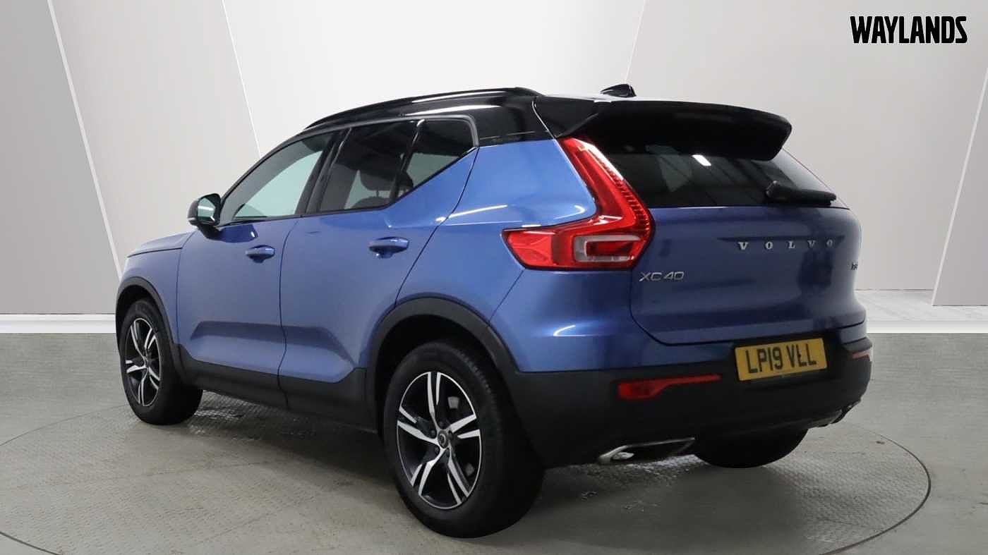 Used Volvo XC40 2019 for sale - 77606873: Photo 2