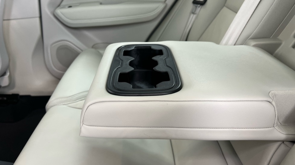 Used Volvo XC60 2025 for sale - 77634694: Photo 33