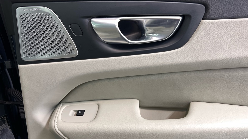 Used Volvo XC60 2025 for sale - 77634694: Photo 42