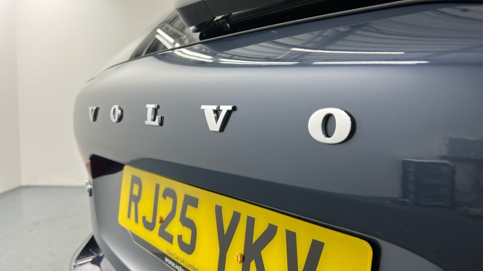 Used Volvo XC60 2025 for sale - 77634694: Photo 43