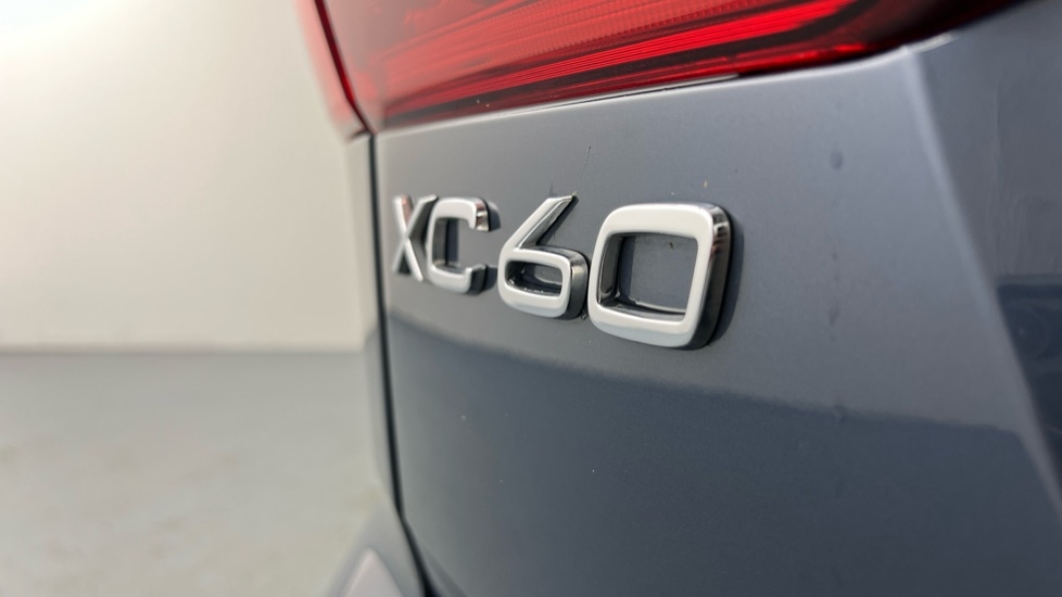 Used Volvo XC60 2025 for sale - 77634694: Photo 46