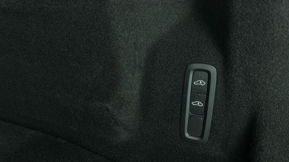 Used Volvo XC60 2025 for sale - 77634694: Photo 51