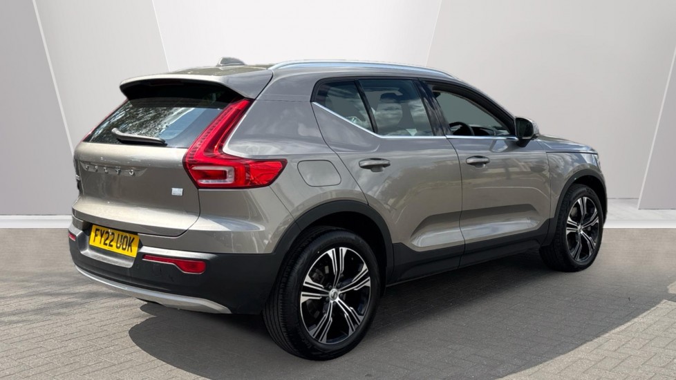 Used Volvo XC40 2022 for sale - 76130460: Photo 2