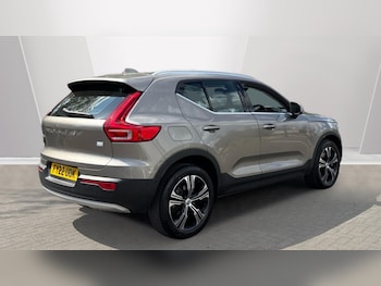 Used Volvo XC40 2022 for sale - 76130460: Photo 2